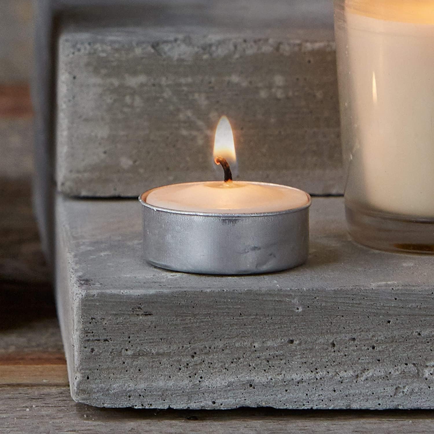 Realm White Unscented Tea Light Candles - Image 2